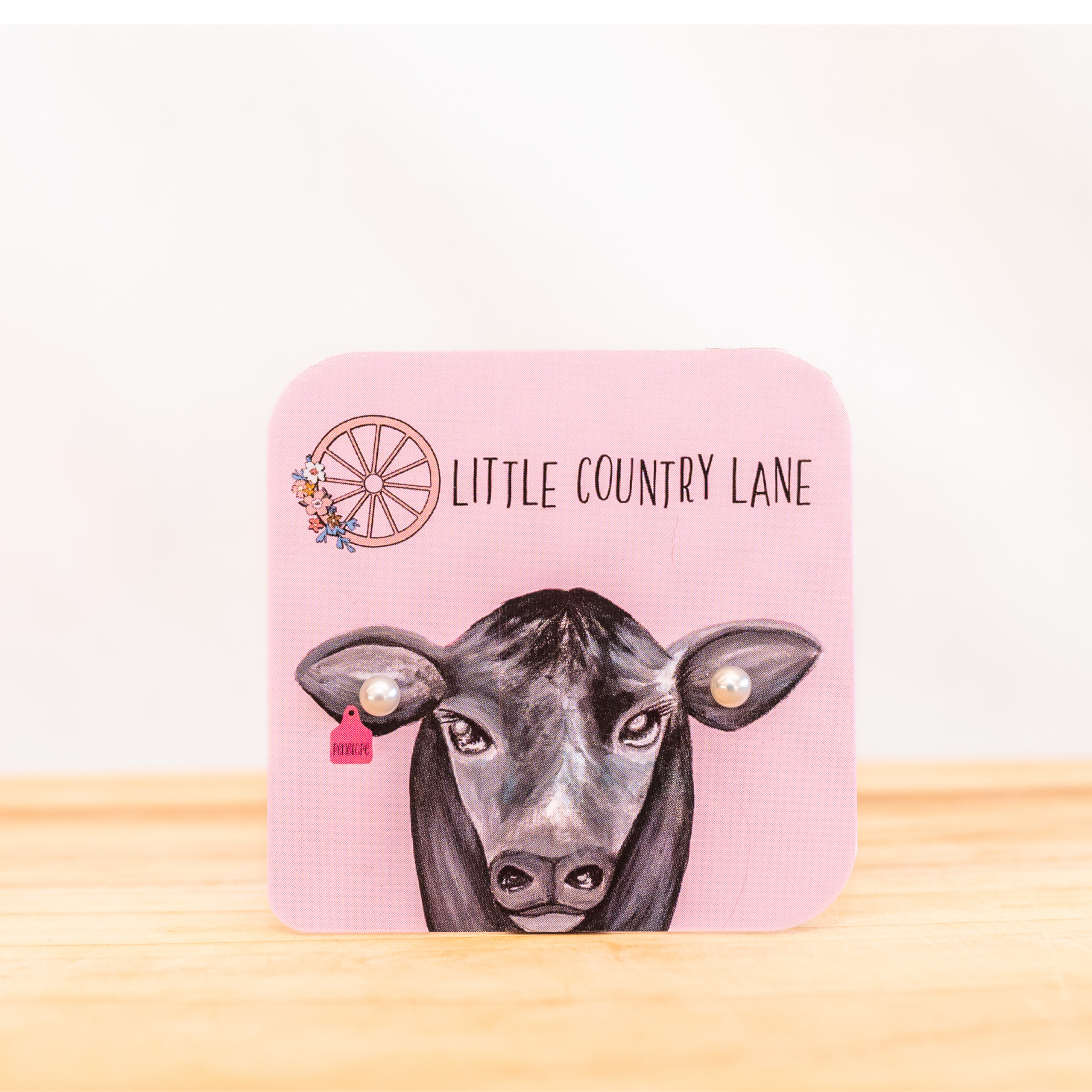 PENNY PEARLS - STUD EARRINGS